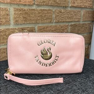 Gloria Vanderbilt Blush Pink Wristlet